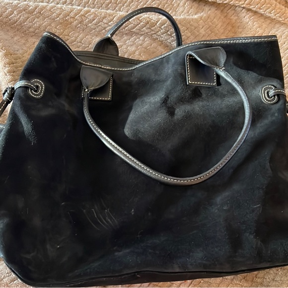 Dooney and Bourke large suede bag - Picture 5 of 8
